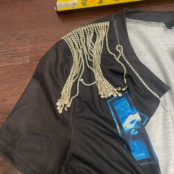 ⭐️Akira Black Graphic Tee with Fringe - Picture 2 of 5